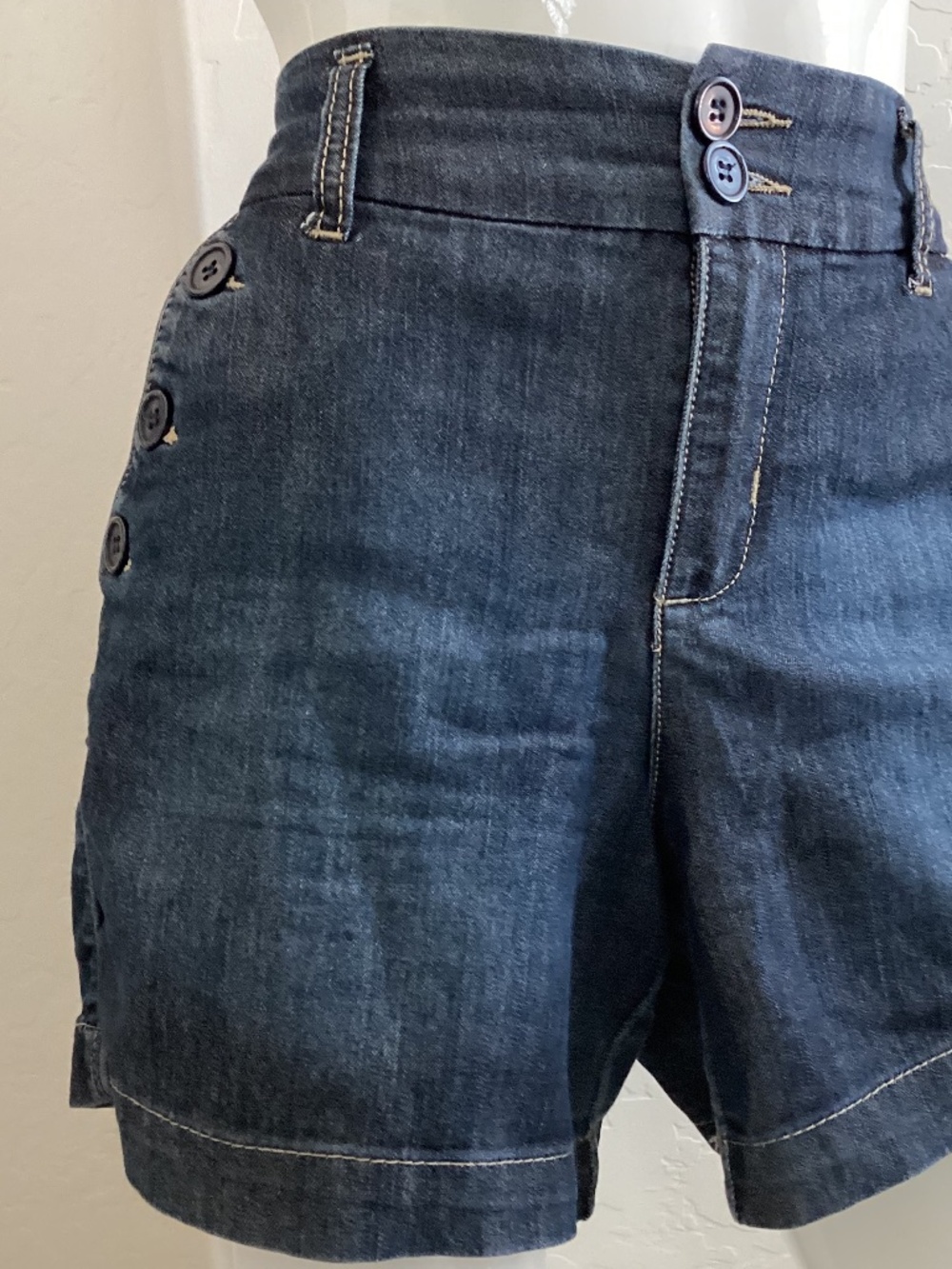 One 5 One denim shorts, size 10, buttons on all pockets